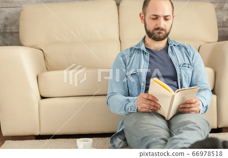 Relaxing reading book Relaxing reading book 66978518
