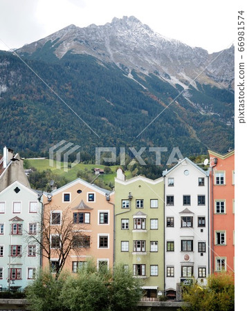 Innsbruck 66981574