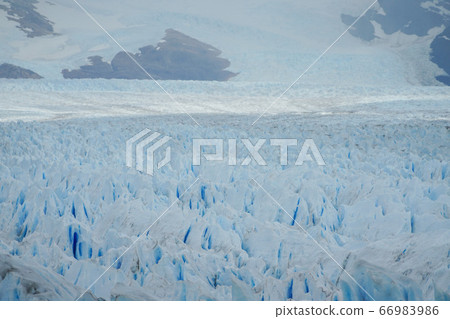 Pelito Moreno Glacier 66983986
