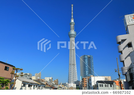 從東京京成橋看的東京晴空塔 66987102
