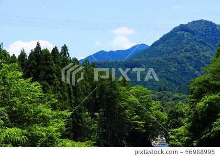 Higashi-Omi City, Shiga Prefecture, Landscape of Eigenji Temple, Mountains and Summer Sky [June] 66988998