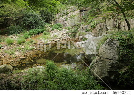 北漢山、國立公園、寶賢峰 北漢山、國立公園、寶賢峰 66990701