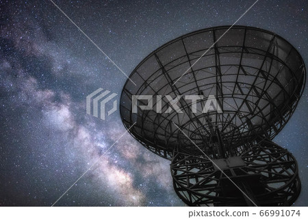 天線與銀河系(和歌山縣美里天文台) 天線與銀河系(和歌山縣美里天文台) 66991074