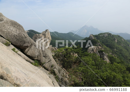 北漢山、國立公園、寶賢峰 北漢山、國立公園、寶賢峰 66991188