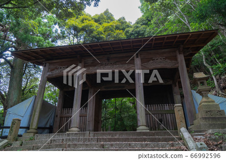 Tenjoji Temple (Mt. Maya) Tenjoji Temple (Mt. Maya) 66992596