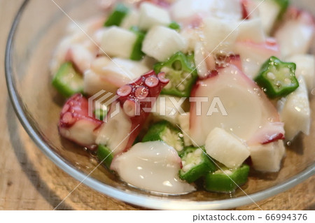 Octopus vinegared 66994376