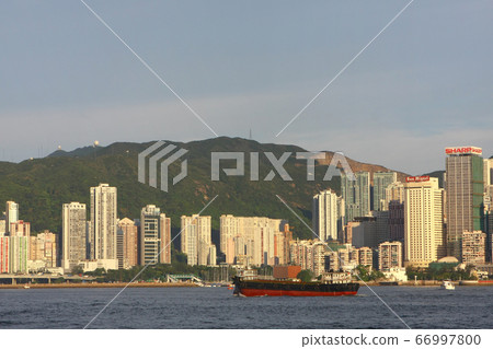 2 Aug 2008 The Victoria Harbour towards TST from 66997800