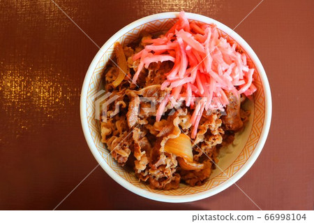 Delicious beef bowl Delicious beef bowl 66998104