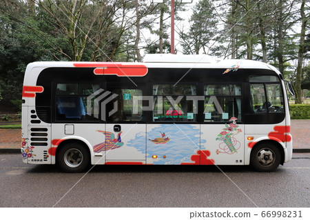 Ishikawa Kanazawa Kanazawa city community bus "Flat bus" 66998231