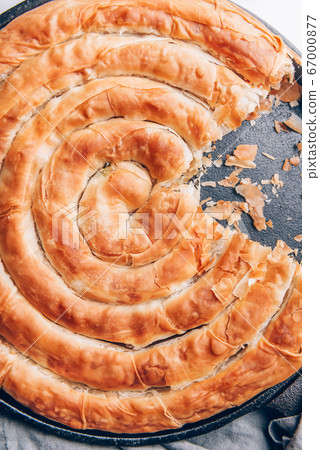 Filo Spinach and Feta Twist Pie Filo Spinach and Feta Twist Pie 67000877