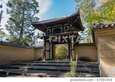 京都大德寺龍壽寺（和尚）前 67001058