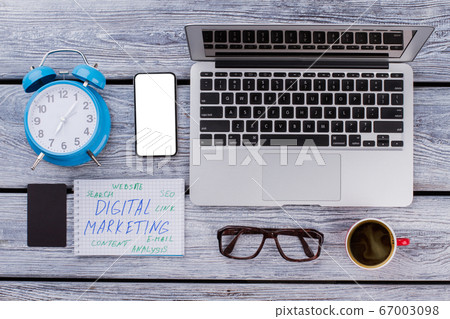 Digital marketing concept flat lay. 67003098