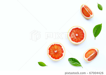 High vitamin C. Juicy grapefruit slices with green 67004426