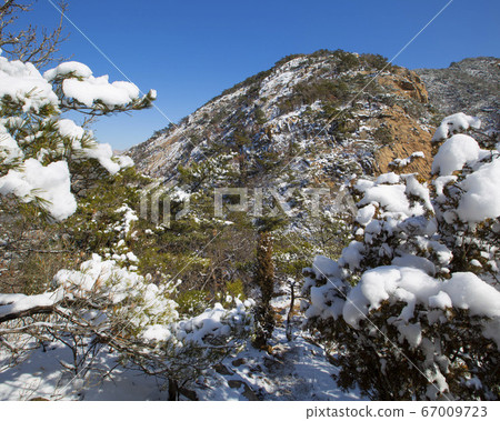 首爾市鐘路區九木洞，北漢山，奉峰，鳳峰峰 67009723