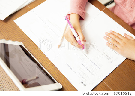 在線課堂小學家庭遠程工作 67010512