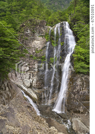 不動瀑布(奈良縣吉野郡上北山村) 不動瀑布(奈良縣吉野郡上北山村) 67010891