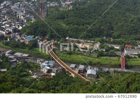 蝙蝠山展望亭,雙溪河,北迴鐵路,建築,城市,山,風景,橋 蝙蝠山展望亭,雙溪河,北迴鐵路,建築,城市,山,風景,橋 67012890