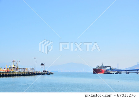 Harbor and ship 67013276