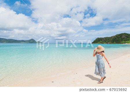 Beautiful tropical sea and one-piece female image Beautiful tropical sea and one-piece female image 67015692
