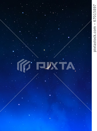 清澈的星空和新月，創意藝術 67015897