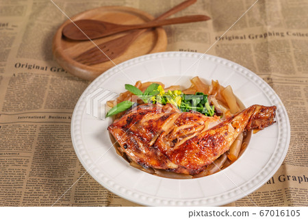 grilled chicken with shanghai noodles grilled chicken with shanghai noodles 67016105