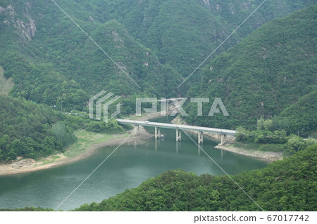 Cheongpung Lakeside, Oksunbong, Bibongsan, Cheongpung-myeon, Jecheon-si, Chungcheongbuk-do, Korea Cheongpung Lakeside, Oksunbong, Bibongsan, Cheongpung-myeon, Jecheon-si, Chungcheongbuk-do, Korea 67017742