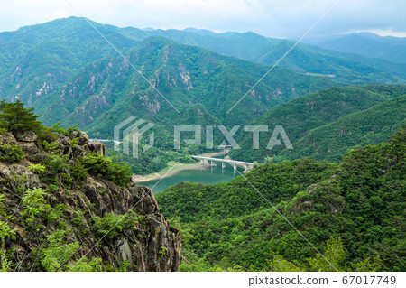 Cheongpung Lakeside, Oksunbong, Bibongsan, Cheongpung-myeon, Jecheon-si, Chungcheongbuk-do, Korea Cheongpung Lakeside, Oksunbong, Bibongsan, Cheongpung-myeon, Jecheon-si, Chungcheongbuk-do, Korea 67017749