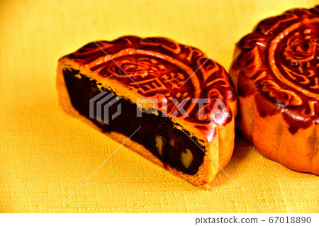 Chinese confectionery moon cake Chinese confectionery moon cake 67018890