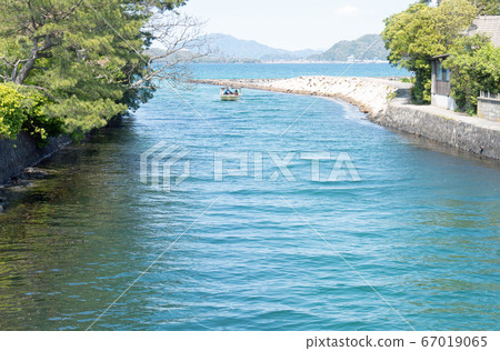 A view of the Shigetsu River, which the cruise ships pass A view of the Shigetsu River, which the cruise ships pass 67019065