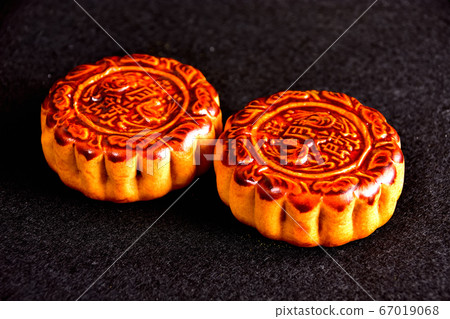 Chinese confectionery moon cake Chinese confectionery moon cake 67019068