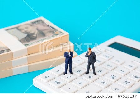 Business image money 67019137