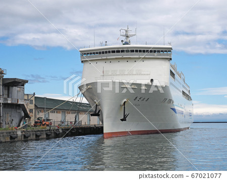 Shin Nihonkai Ferry Azalea No 3 Pier Otaru Stock Photo