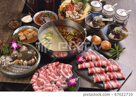 火鍋食材,火鍋料,肉,肉片,鴛鴦火鍋,美食攝影 67022710