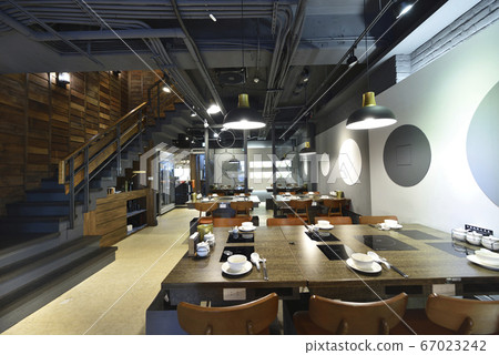 餐廳內部,桌子,餐桌,餐廳空間 餐廳內部,桌子,餐桌,餐廳空間 67023242