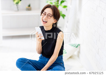 女智能手機，庫爾扎家 67025125