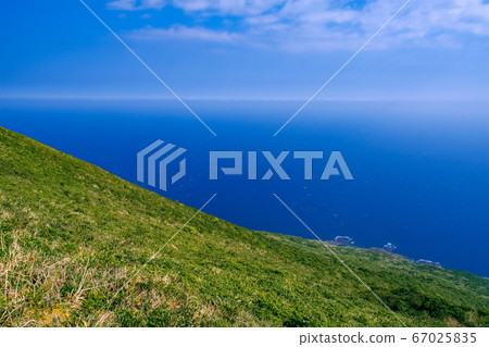 從東京八條町八條富士看藍天和藍海 從東京八條町八條富士看藍天和藍海 67025835