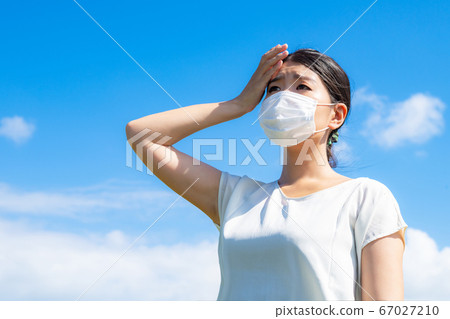 面具的女人 67027210