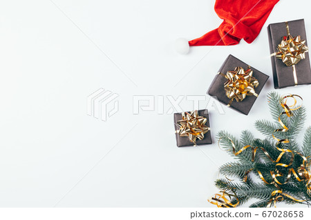 Christmas flat lay composition of fir branches Christmas flat lay composition of fir branches 67028658