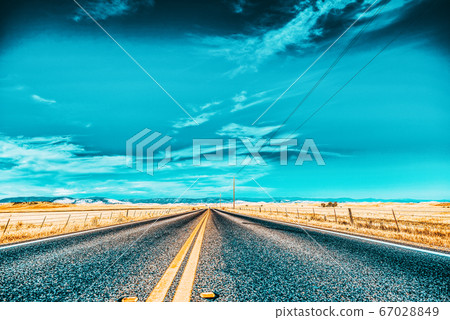 Endless American asphalt roads in Arizona state. Endless American asphalt roads in Arizona state. 67028849