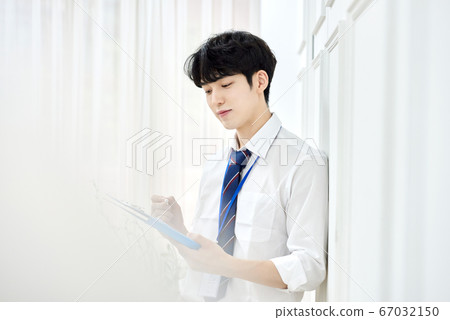 Business man 67032150