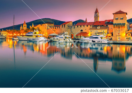 Spectacular dawn colors and Trogir old town, Dalmatia, Croatia Spectacular dawn colors and Trogir old town, Dalmatia, Croatia 67033017