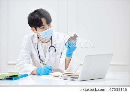 Business, man, hospital, study Business, man, hospital, study 67033116