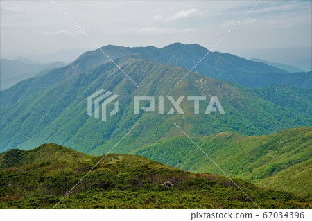 來自三嶽山的三倉山 67034396