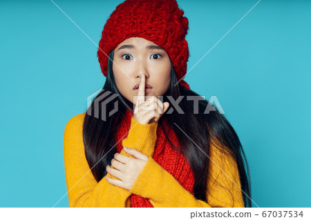 Beautiful woman of Asian appearance emotion model Beautiful woman of Asian appearance emotion model 67037534