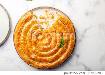 Filo Spinach and Feta Twist Pie Filo Spinach and Feta Twist Pie 67039209