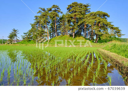 Around 7:00 am on June 15th, a view of the Shimo-Saizuka Tumulus along Route 294, Otawara City, Tochigi Prefecture Around 7:00 am on June 15th, a view of the Shimo-Saizuka Tumulus along Route 294, Otawara City, Tochigi Prefecture 67039639