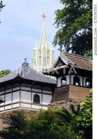 The view of the church and the temple 67039703