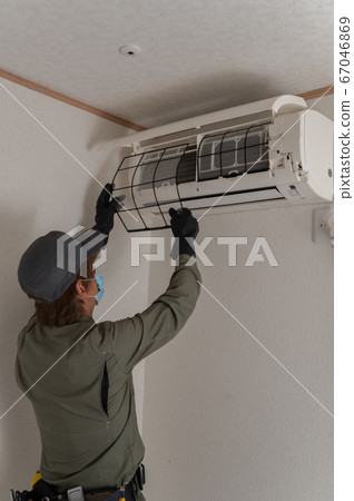Air conditioner cleaning 67046869