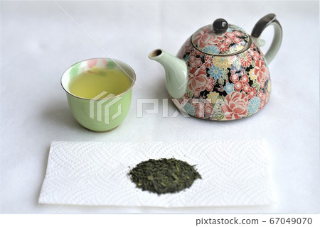 Green tea heals the Japanese mind 67049070