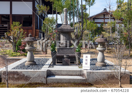 Daikakuji Sogenin Chasenzuka Daikakuji Sogenin Chasenzuka 67054228